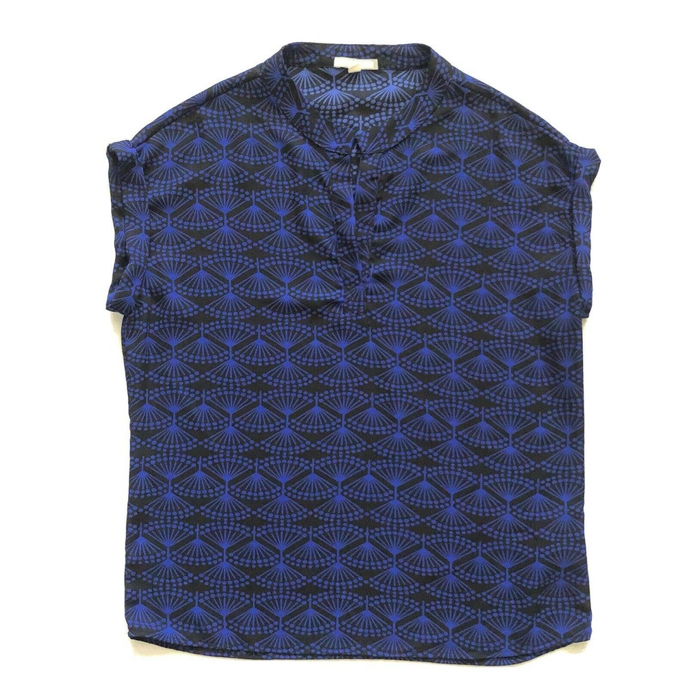 Pleione Blue Black Geo Fan Print V-Neck Shirt XS